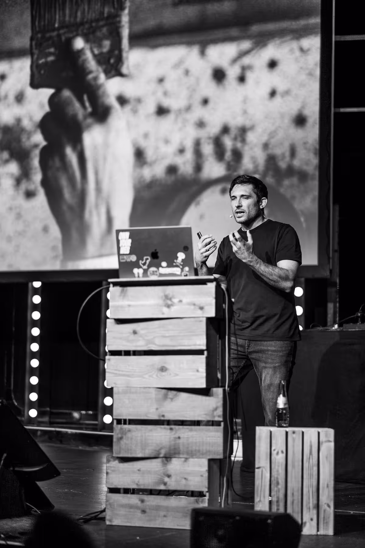 Photo of Matthias Ott taken at beyond tellerrand in Düsseldorf 2025 by Florian Ziegler