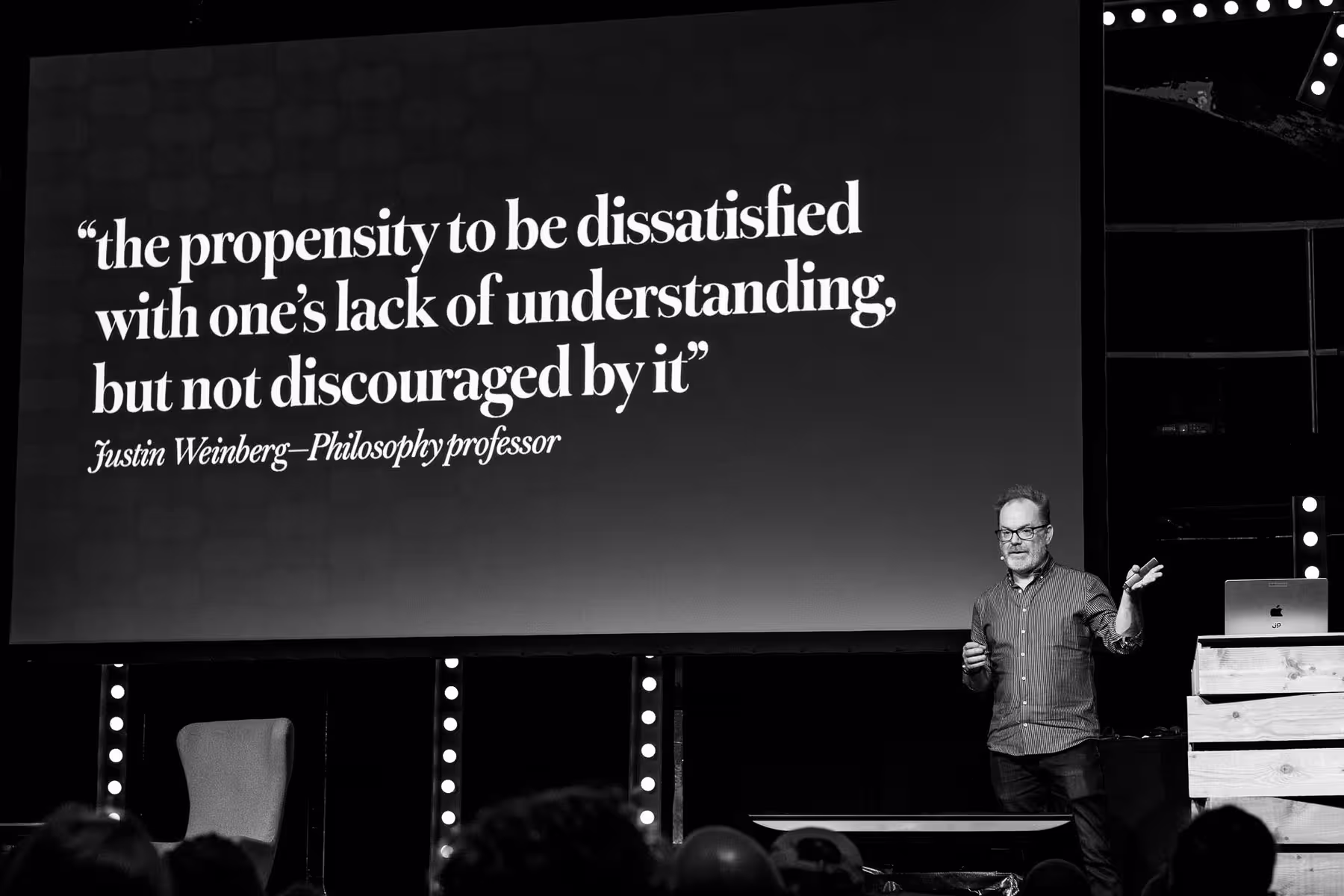 Photo of Jason Pamental taken at beyond tellerrand in Düsseldorf 2025 by Florian Ziegler