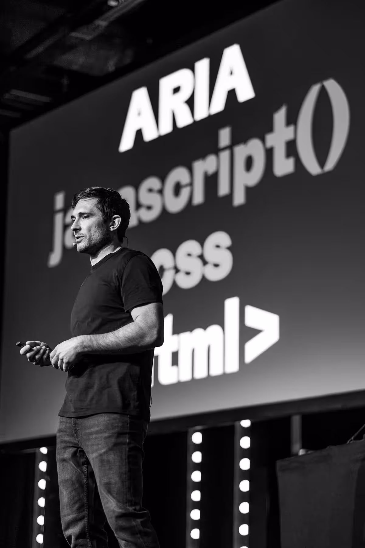 Photo of Matthias Ott taken at beyond tellerrand in Düsseldorf 2025 by Florian Ziegler