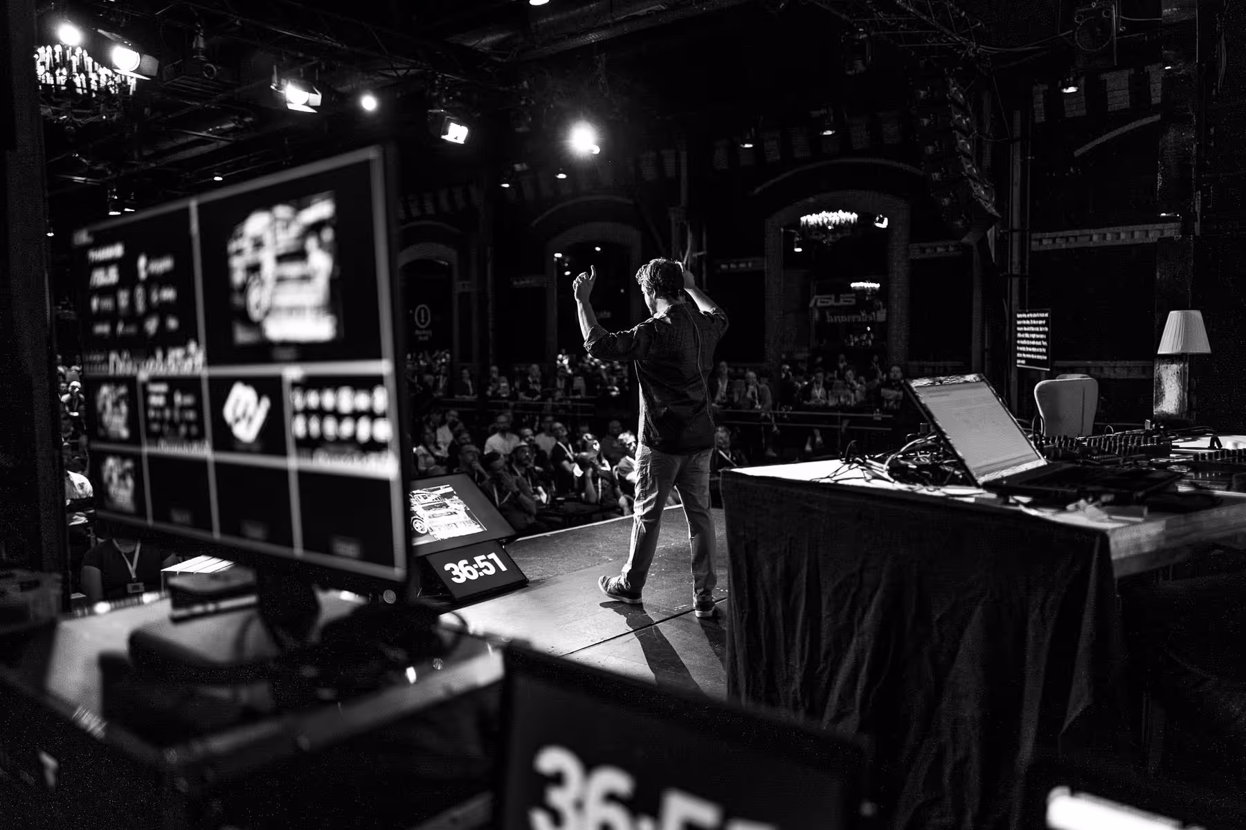 Photo of Gustavo Ferrari taken at beyond tellerrand in Düsseldorf 2025 by Florian Ziegler