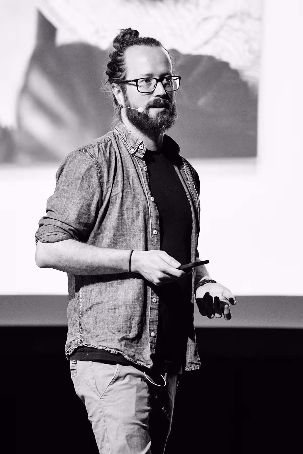 Photo of Elliot Jay Stocks taken at beyond tellerrand in Hamburg 2022 by Norman Posselt