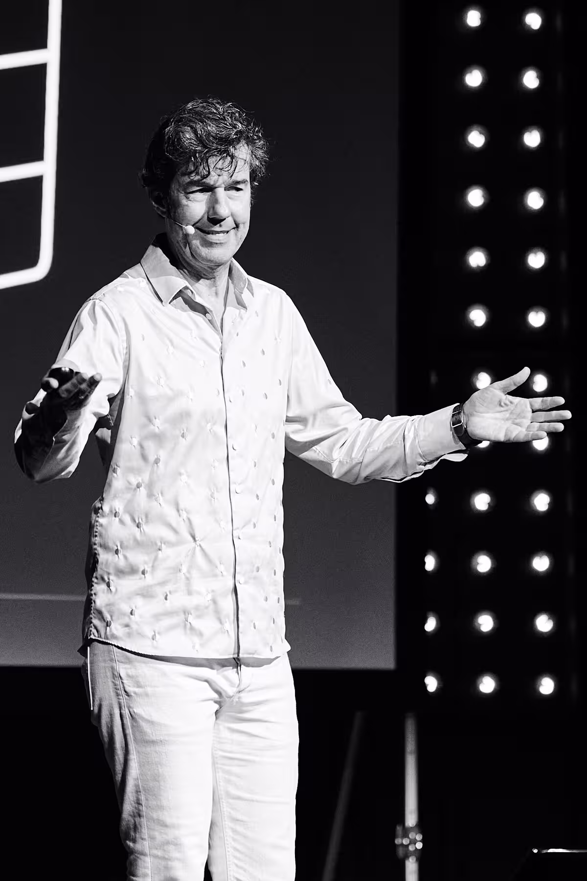 Photo of Stefan Sagmeister taken at beyond tellerrand in Hamburg 2022 by Norman Posselt