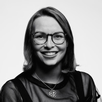 A photo with a portrait of Charlotte Dann