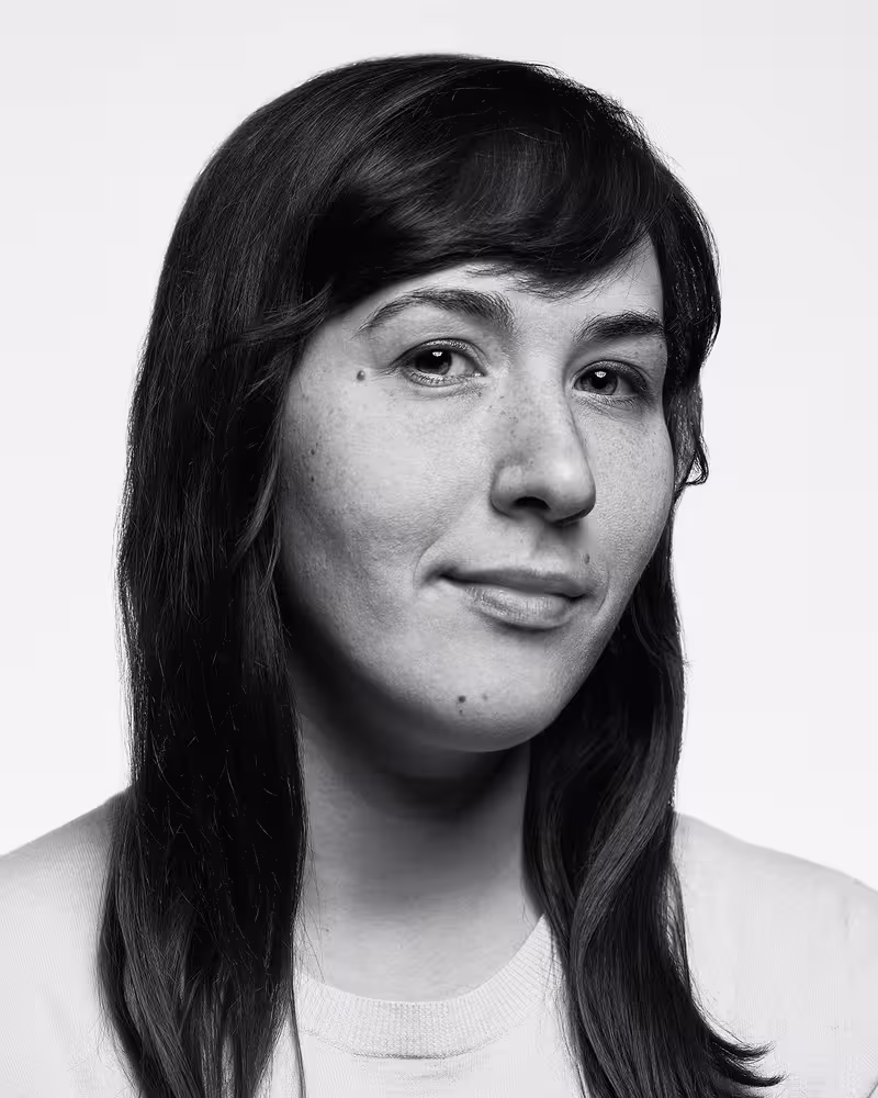 Portrait of Natalya Shelburne taken at beyond tellerrand in Berlin 2019 by Norman Posselt