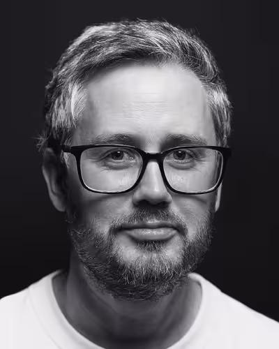 Portrait of Espen Brunborg taken at beyond tellerrand in Berlin 2022 by Norman Posselt