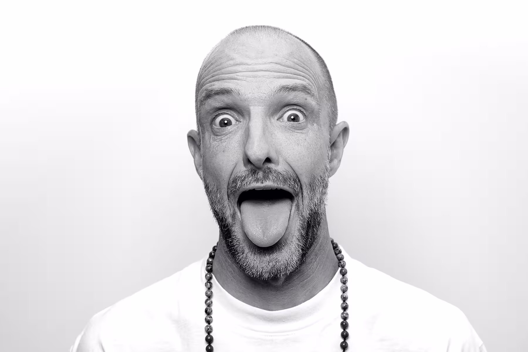 Portrait of Josh Brewer taken at beyond tellerrand in Berlin 2023 by Norman Posselt