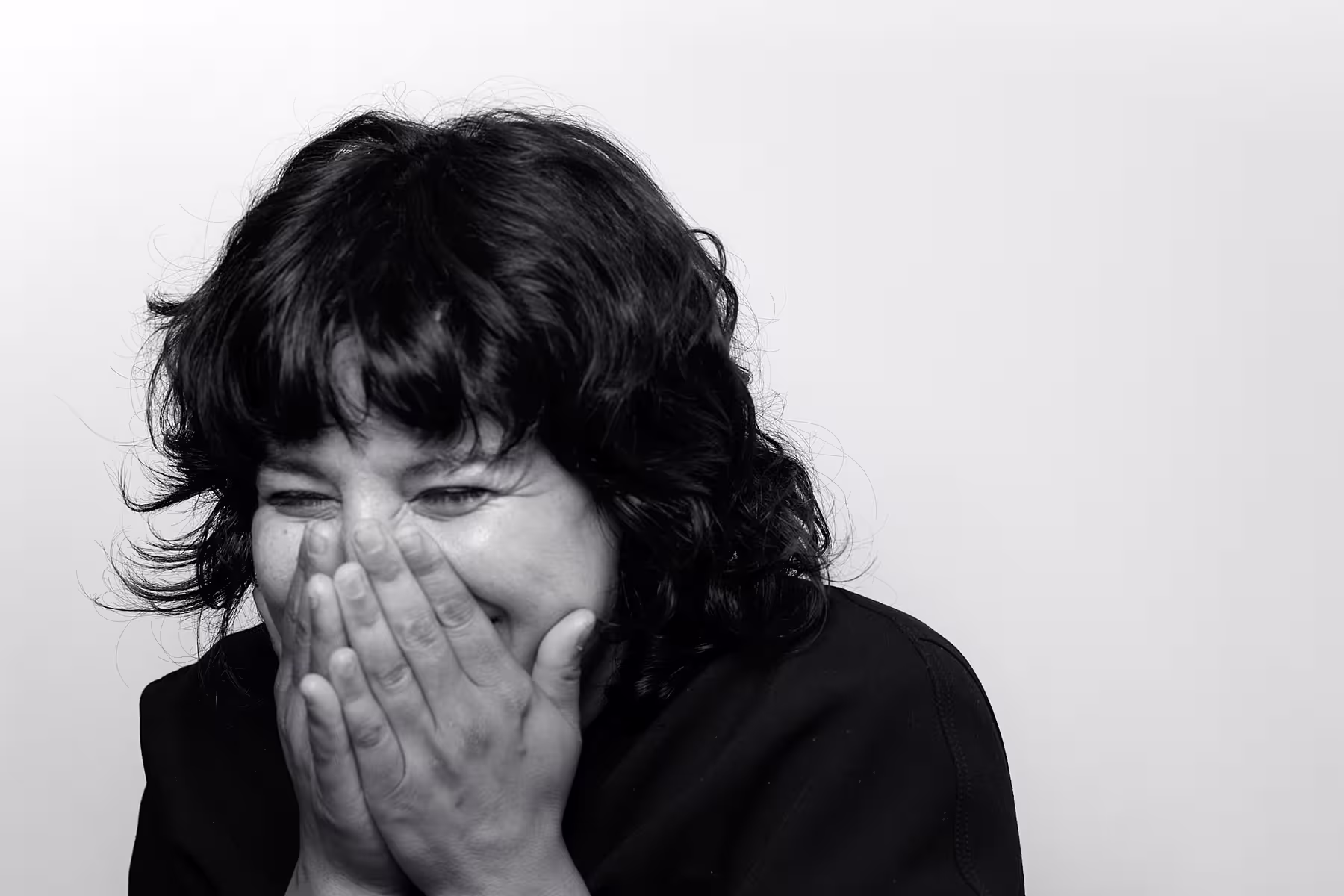 Portrait of Yasaman Sheri taken at beyond tellerrand in Berlin 2023 by Norman Posselt