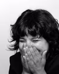 Portrait of Yasaman Sheri taken at beyond tellerrand in Berlin 2023 by Norman Posselt