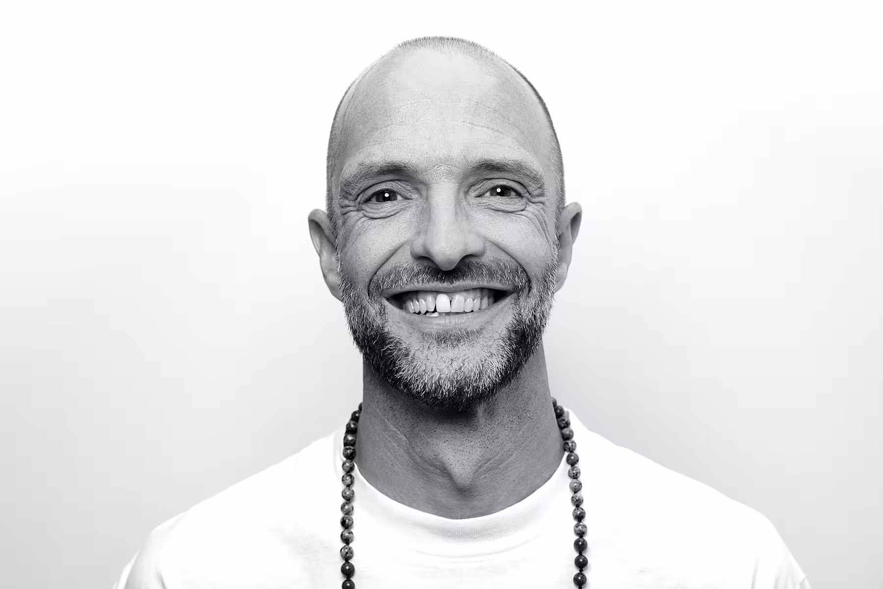 Portrait of Josh Brewer taken at beyond tellerrand in Berlin 2023 by Norman Posselt