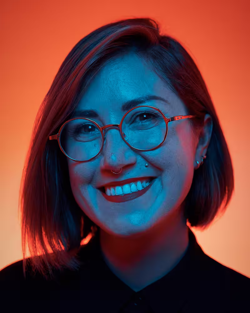 Portrait of Jessica Hische taken at beyond tellerrand in Berlin 2024 by Norman Posselt