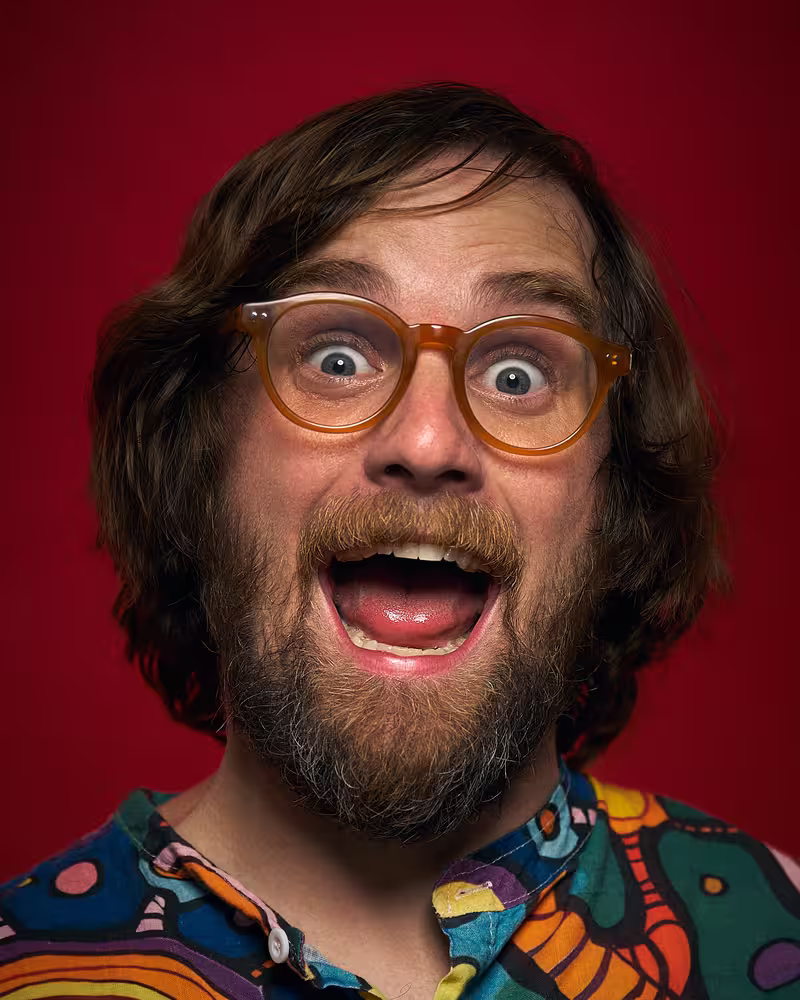 Portrait of Brad Frost taken at beyond tellerrand in Berlin 2025 by Norman Posselt