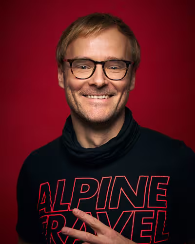 Portrait of Thorsten Jonas taken at beyond tellerrand in Berlin 2025 by Norman Posselt