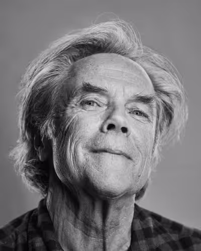 Portrait of David Carson taken at beyond tellerrand in Düsseldorf 2019 by Norman Posselt