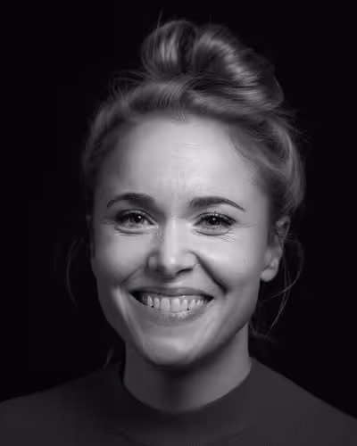 Portrait of Ulrike Rausch taken at beyond tellerrand in Düsseldorf 2021 by Norman Posselt