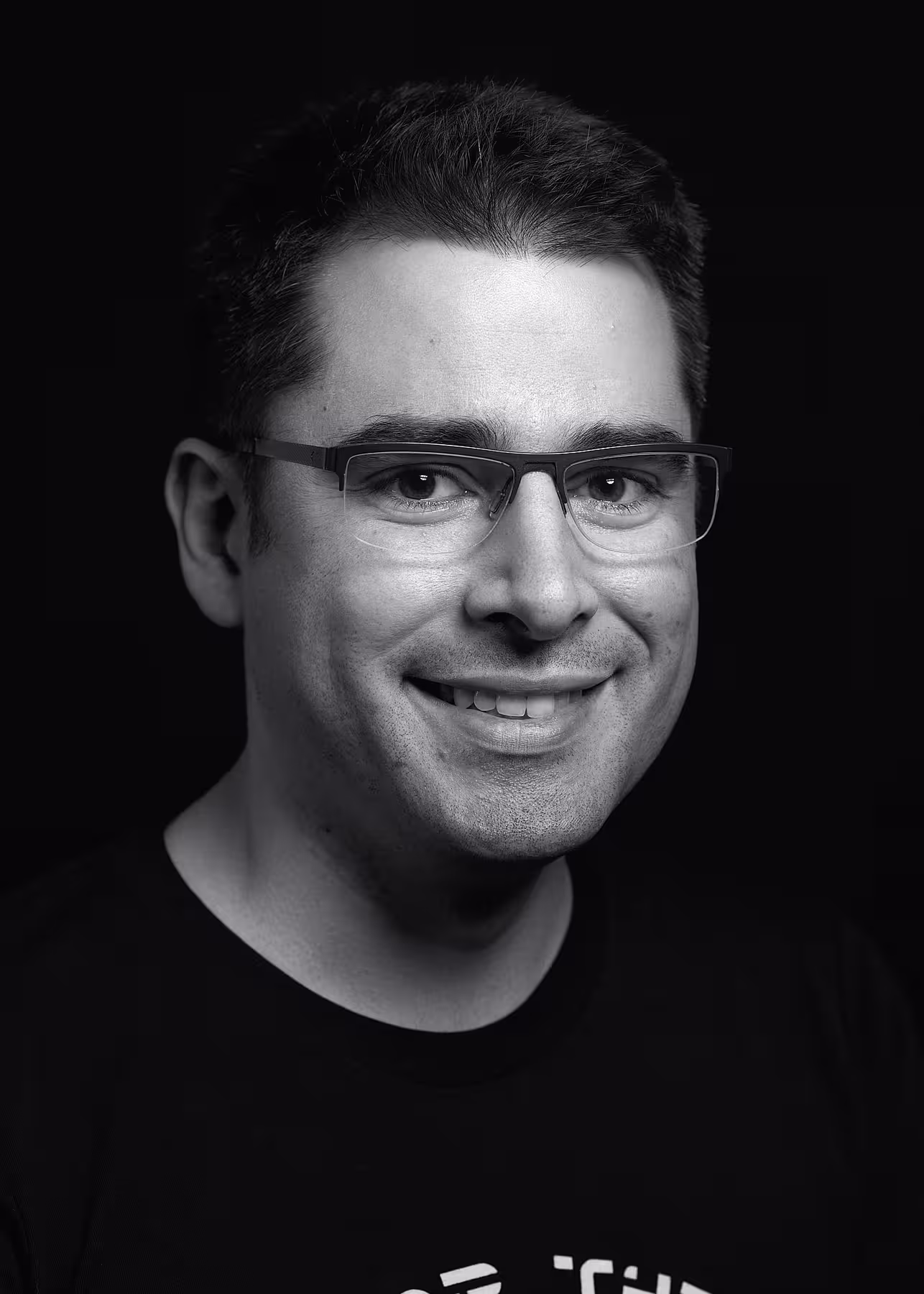 Portrait of Aaron Parecki taken at beyond tellerrand in Düsseldorf 2021 by Norman Posselt