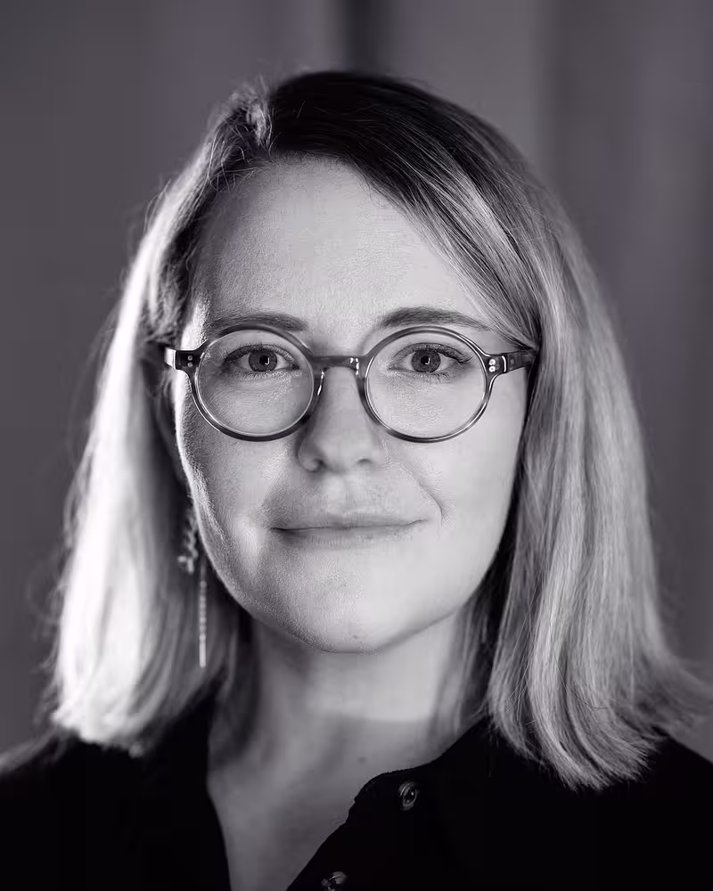 Portrait of Geri Coady taken at beyond tellerrand in Düsseldorf 2022 by Norman Posselt