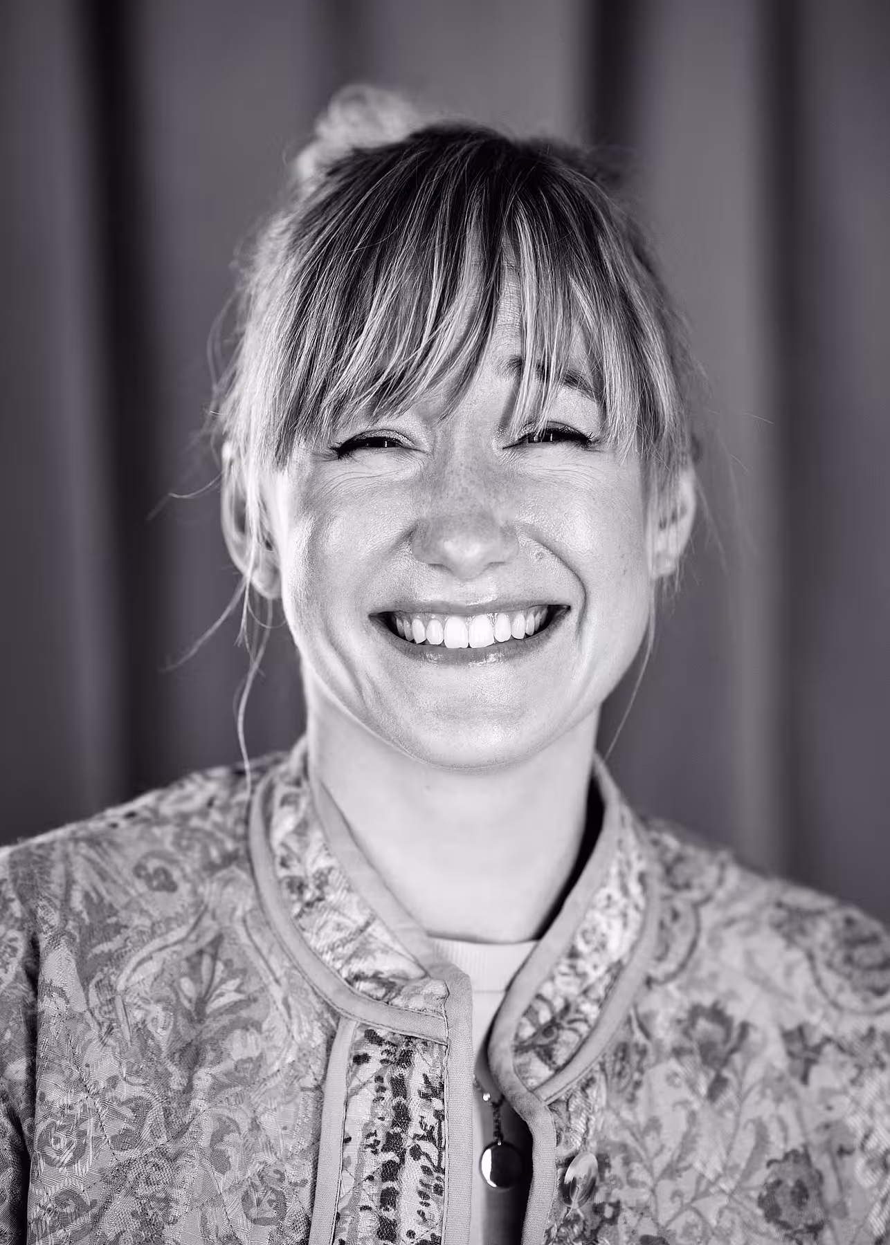 Portrait of Linda Liukas taken at beyond tellerrand in Düsseldorf 2022 by Norman Posselt