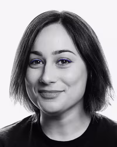 Portrait of Sophie Koonin taken at beyond tellerrand in Düsseldorf 2023 by Norman Posselt