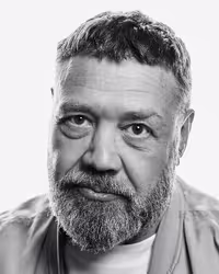 Portrait of Eike König taken at beyond tellerrand in Düsseldorf 2023 by Norman Posselt