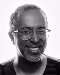 Portrait of David Thomas taken at beyond tellerrand in Düsseldorf 2024 by Norman Posselt