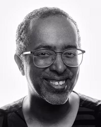 Portrait of David Thomas taken at beyond tellerrand in Düsseldorf 2024 by Norman Posselt