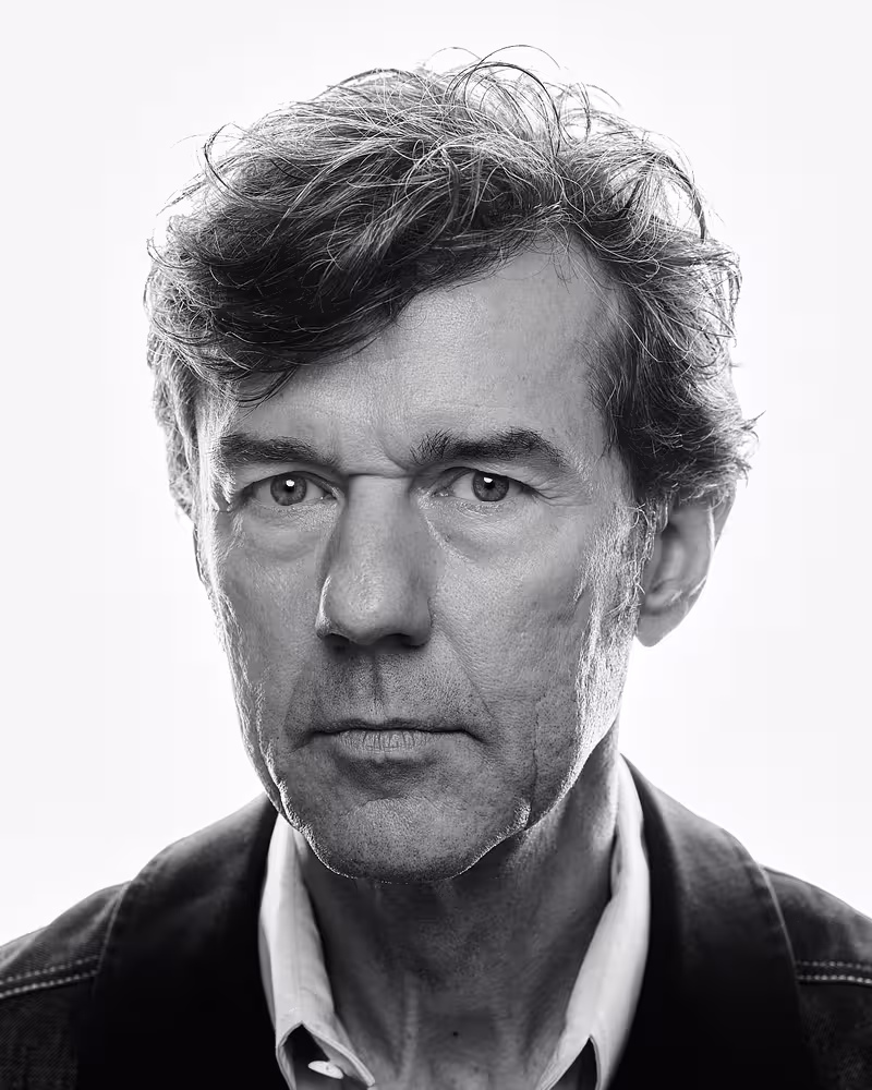 Portrait of Stefan Sagmeister taken at beyond tellerrand in Düsseldorf 2024 by Norman Posselt