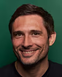 Portrait of Matthias Ott taken at beyond tellerrand in Düsseldorf 2025 by Norman Posselt