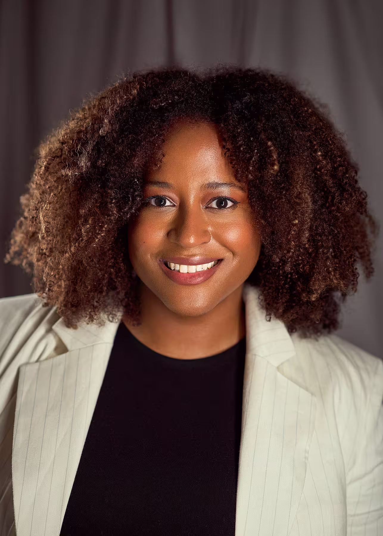 Portrait of Sharon Steed taken at beyond tellerrand in Hamburg 2022 by Norman Posselt