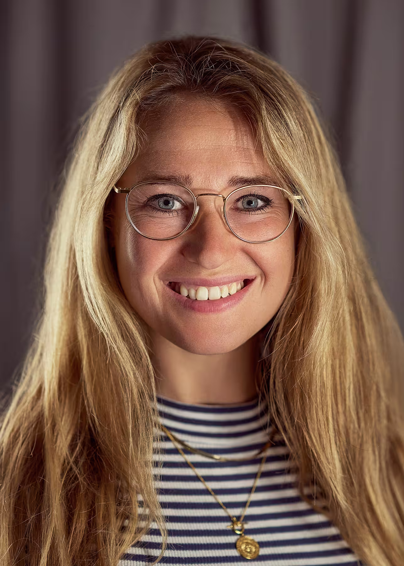 Portrait of Carolin Stüdemann taken at beyond tellerrand in Hamburg 2022 by Norman Posselt