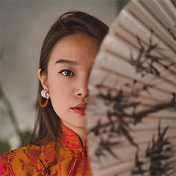 Red Hong Yi